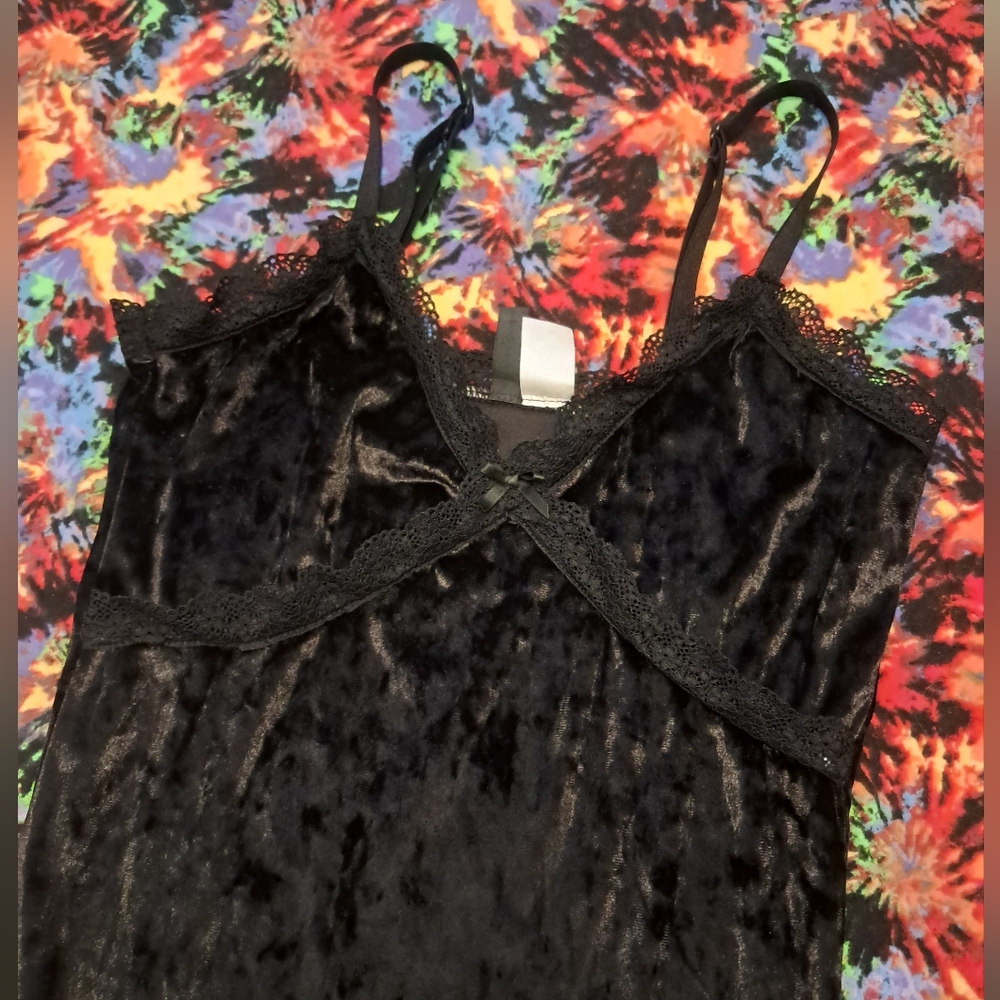 Divided Black Velvet Dress - Picture 2 of 3